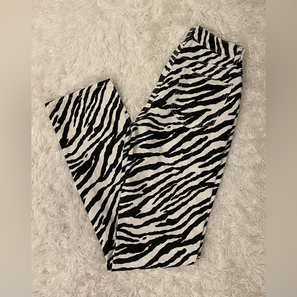Lioness Pants - Lioness zebra print pants